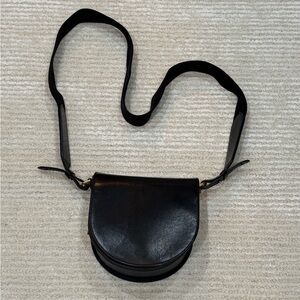 Shinola Crossbody bag, black very good condition RARE